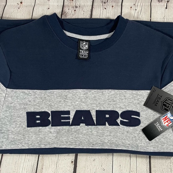 NFL Navy Chicago Bears Long Sleeve Crewneck Sweatshirt Big Logo - Picture 2 of 6